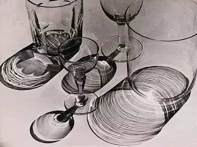 素描玻璃器皿如何画出质感