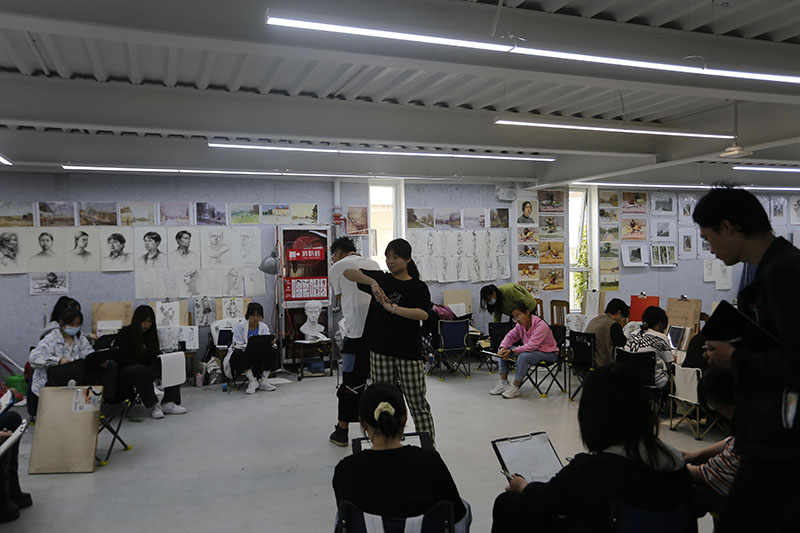 艺考集训期间，顾不上文化课怎么办？