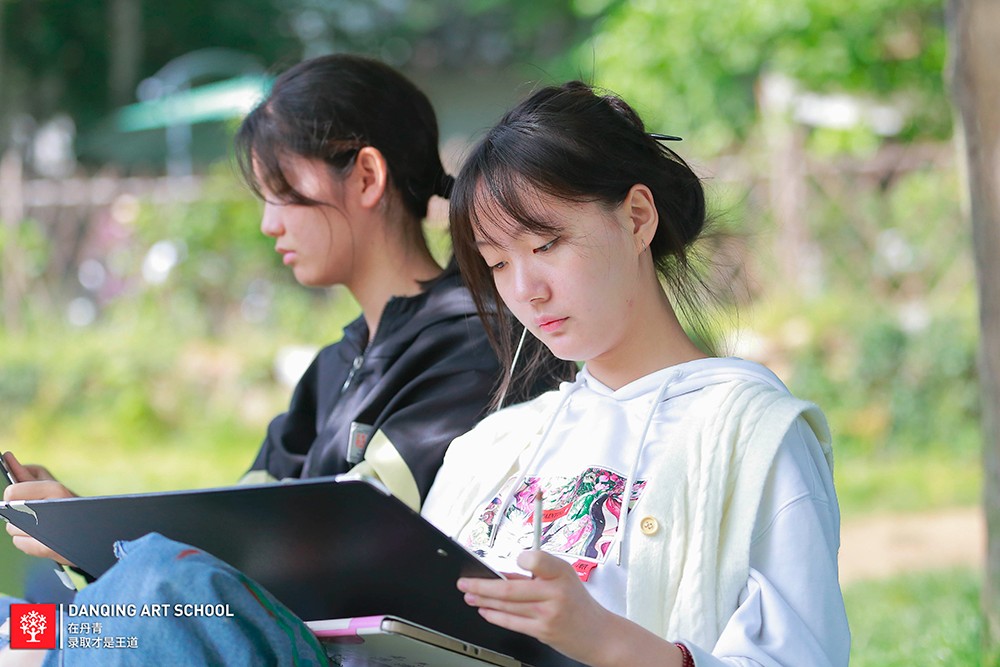 丹青易考美术艺考集训.jpg