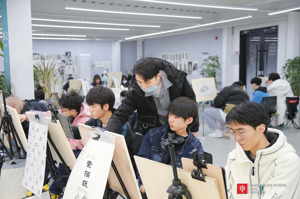 美术联考中素描头像默写的技巧！