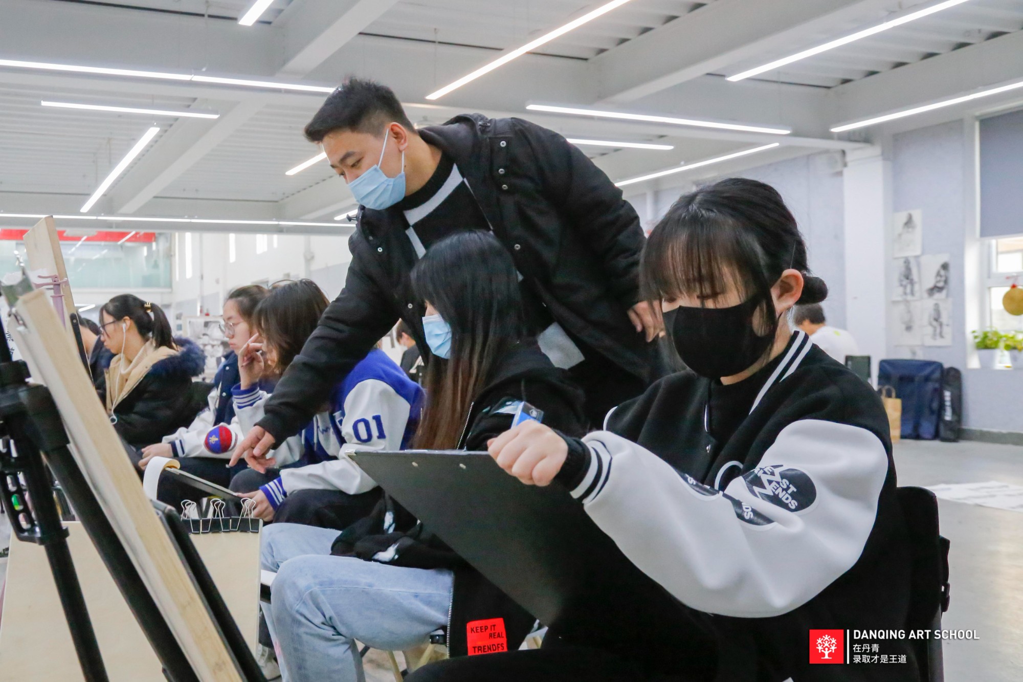 美术联考中素描头像默写的技巧！