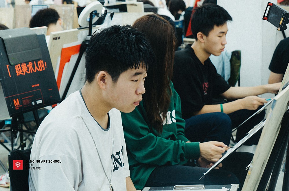 24届美术生为什么要参加校考0.jpg